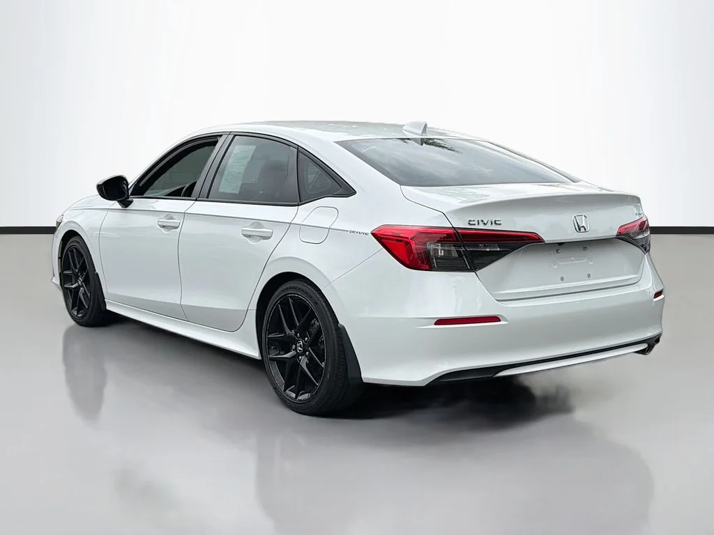 Used 2023 Platinum White Pearl Honda Sport image 8