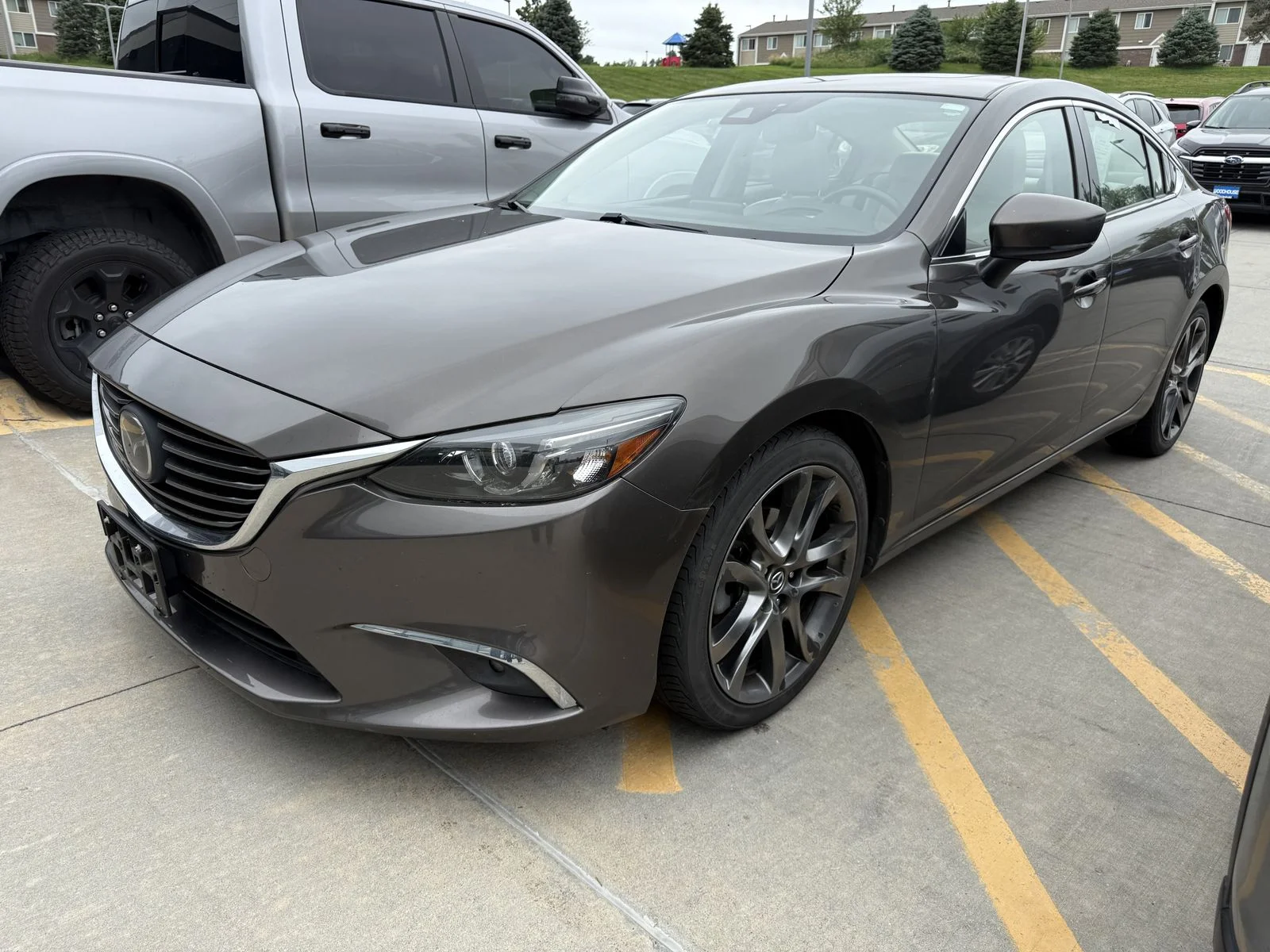 2017 Mazda EZ-6 i Grand Touring Auto's photo