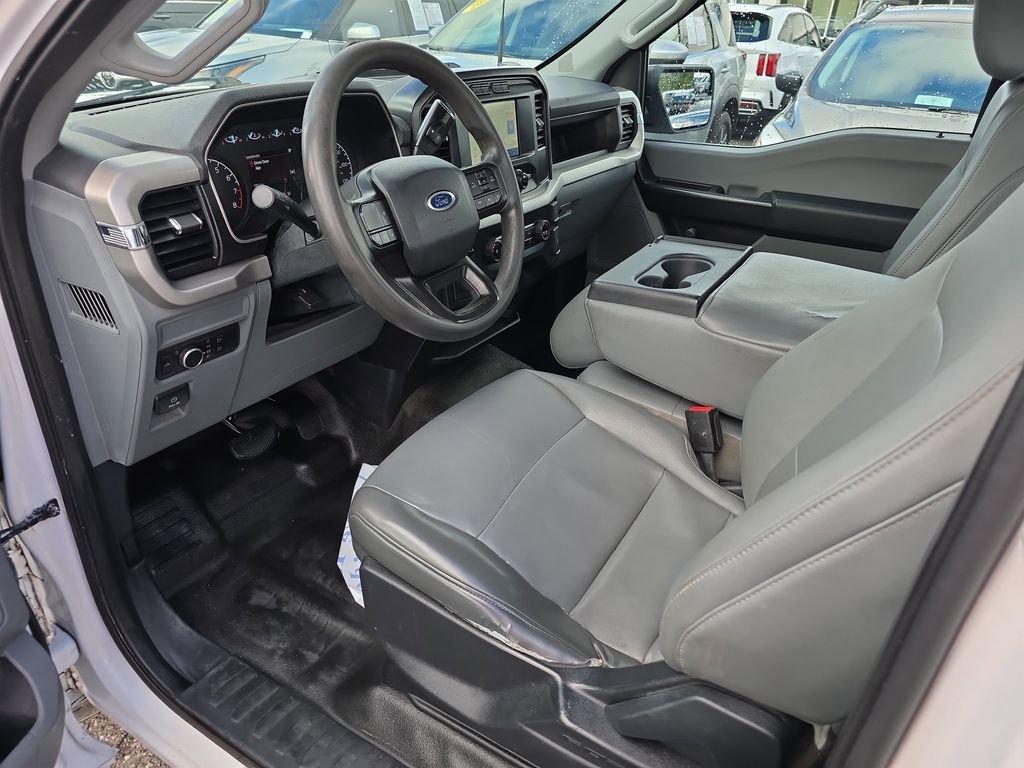 Used 2022 White Ford XL image 11