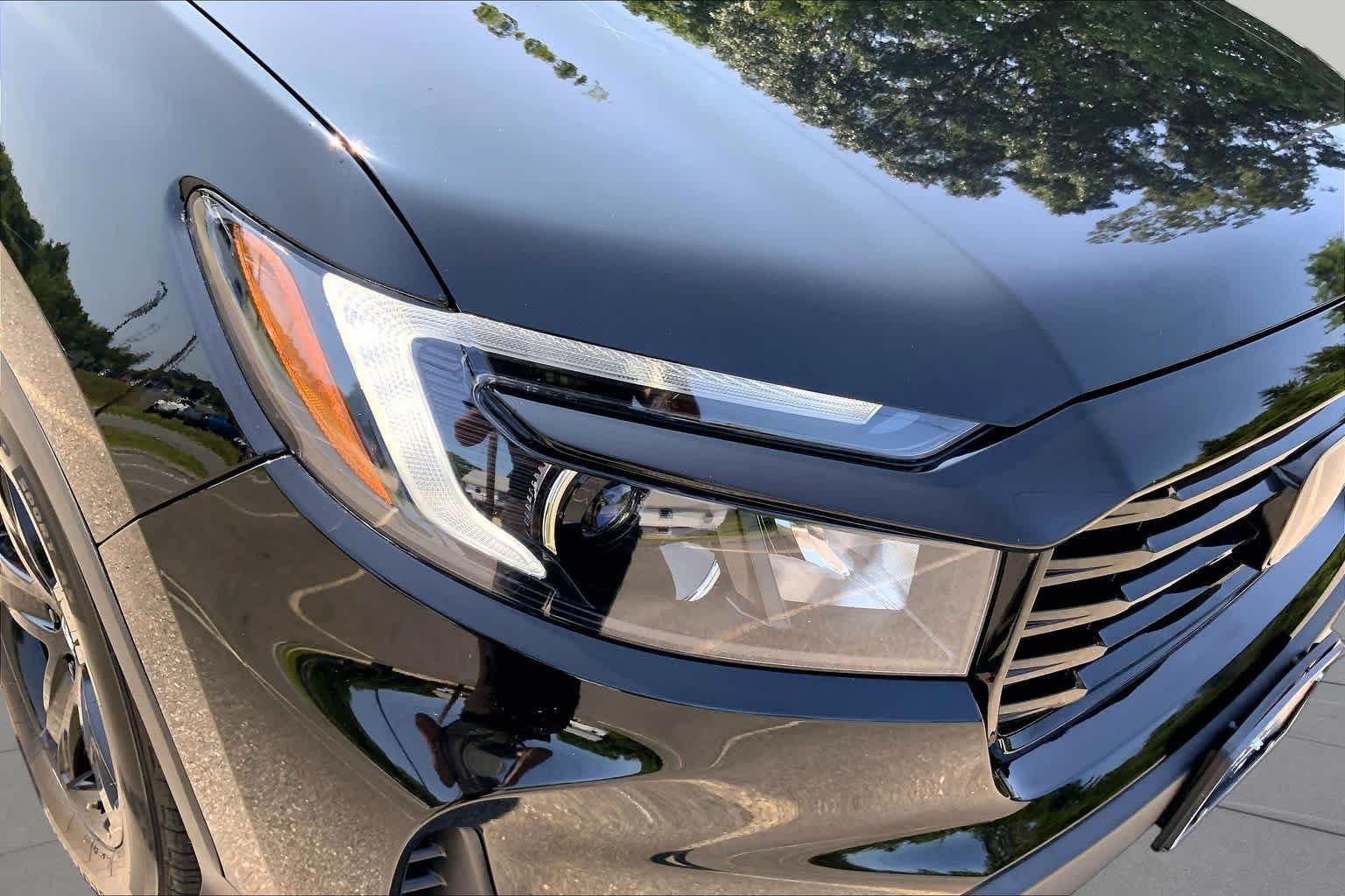 Certified Used 2023 Crystal Black Pearl Honda Black Edition image 27