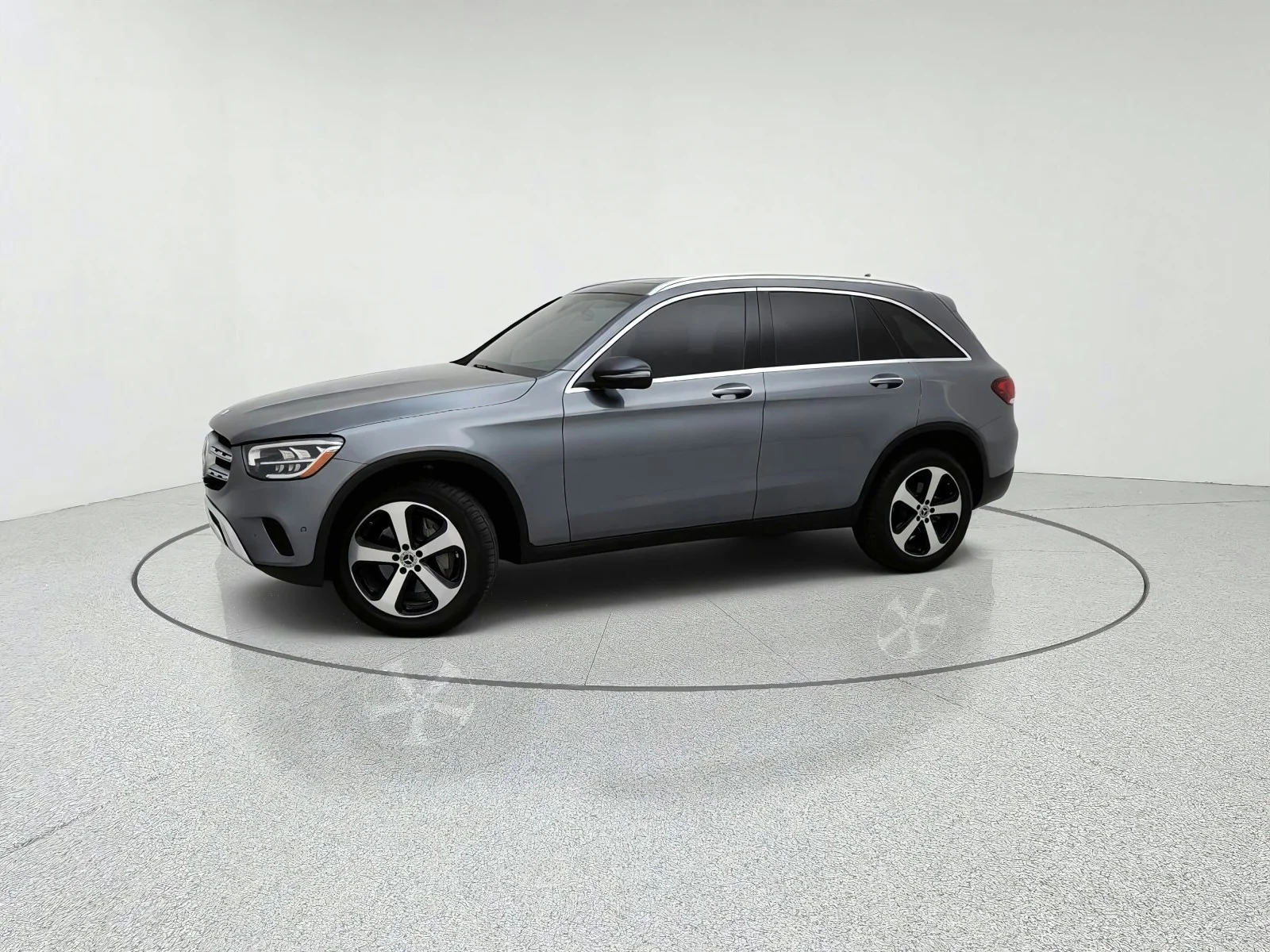 Used 2020 Selenite Grey Metallic Mercedes-Benz GLC 300 image 15