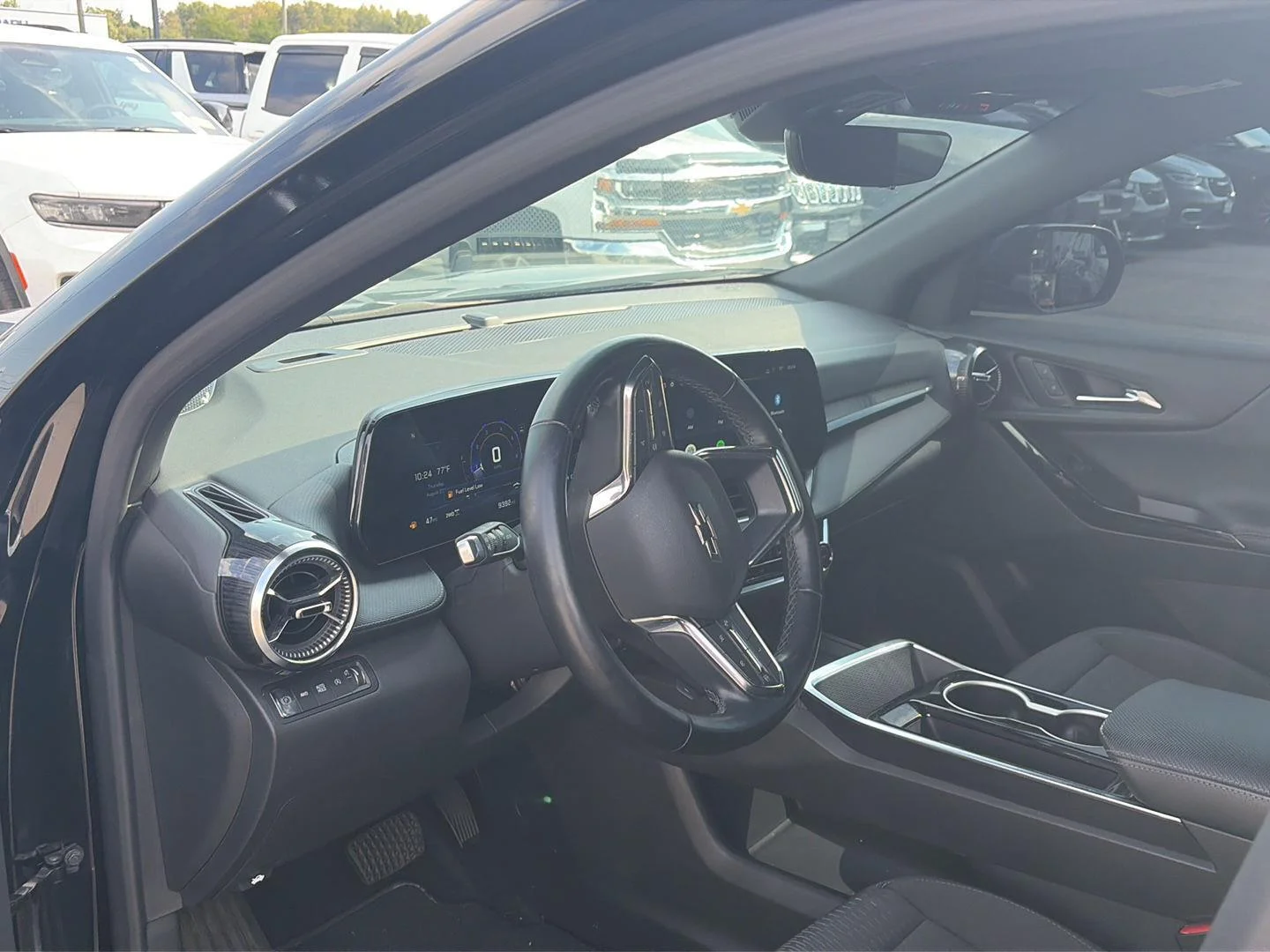 Used 2025 Mosaic Black Metallic Chevrolet AWD LT image 5