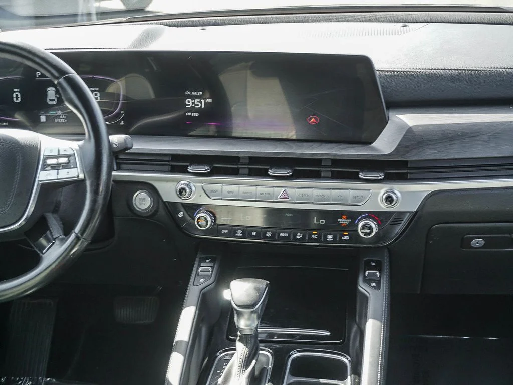 Used 2023 Black Kia EX X-Line image 15