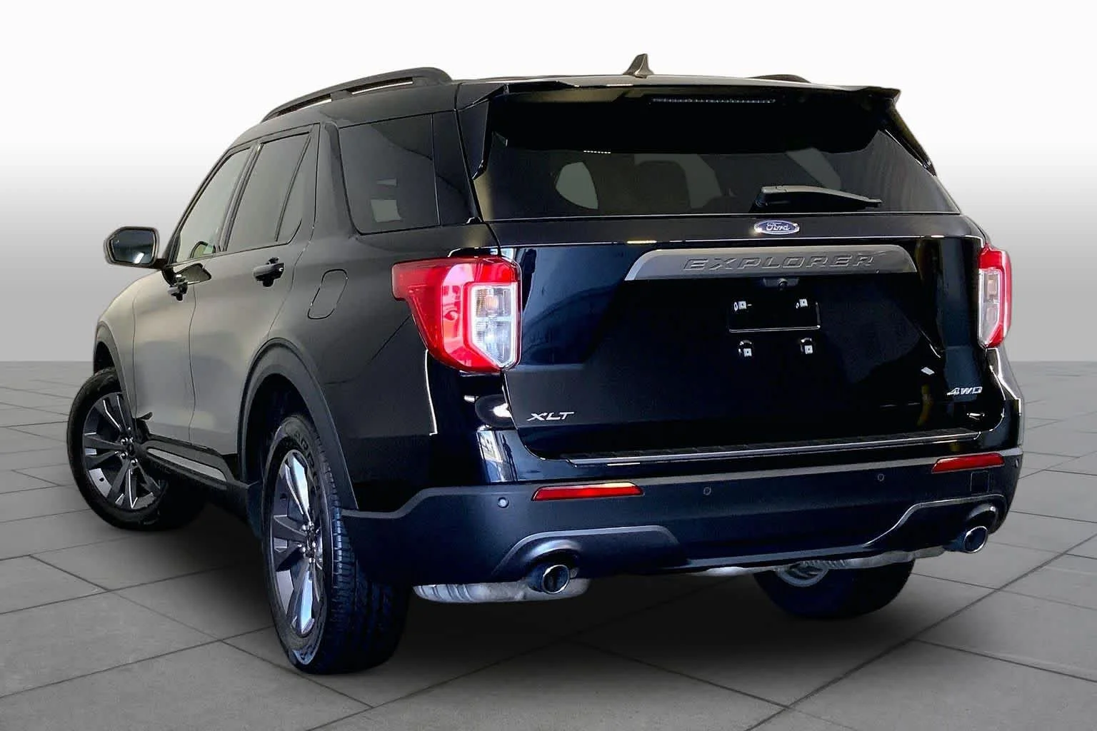 Used 2022 Agate Black Ford XLT image 12