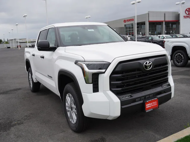 2026 Toyota Tundra 4WD SR5