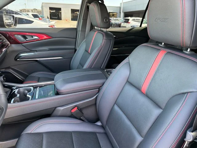 Used 2025 Gray Chevrolet RS image 18