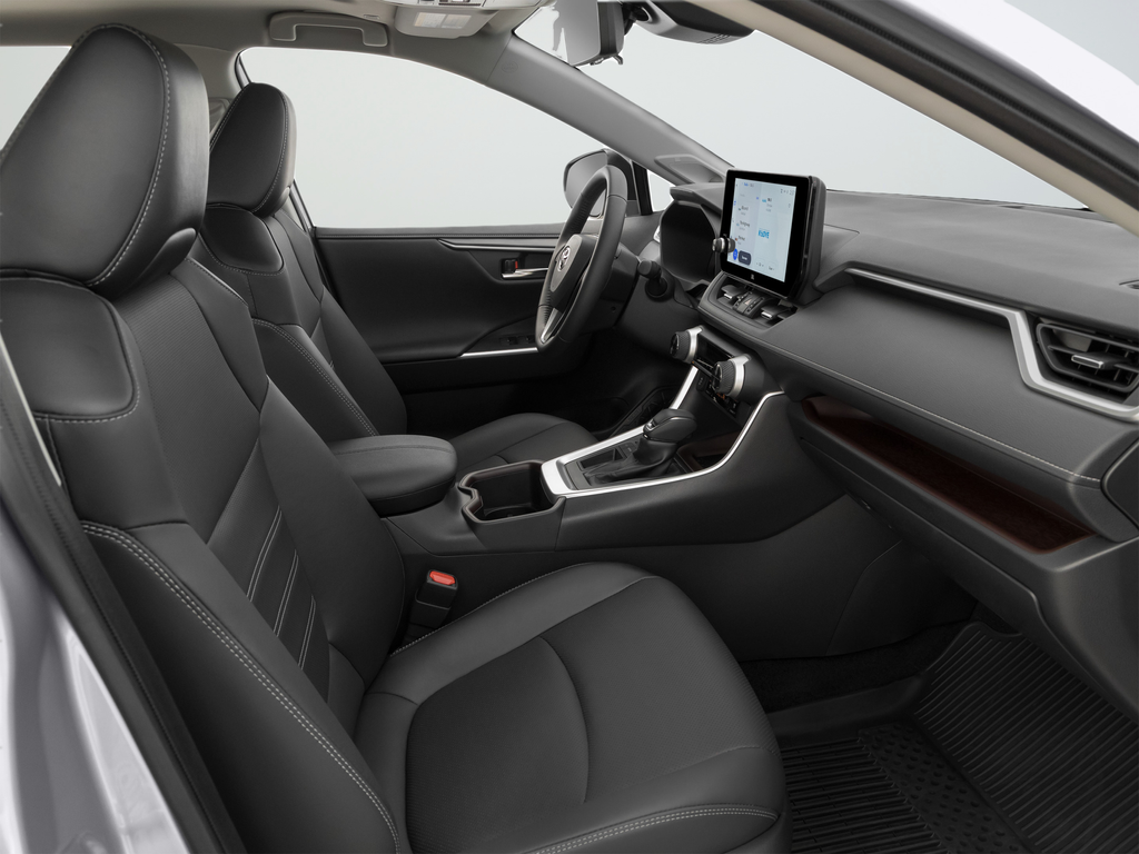 Used 2023 Silver Toyota LE image 27