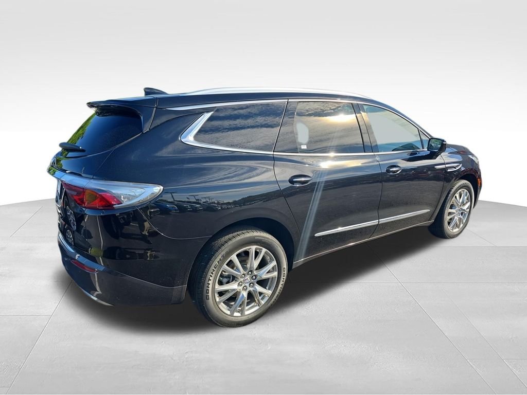 Used 2024 Black Buick Essence image 10