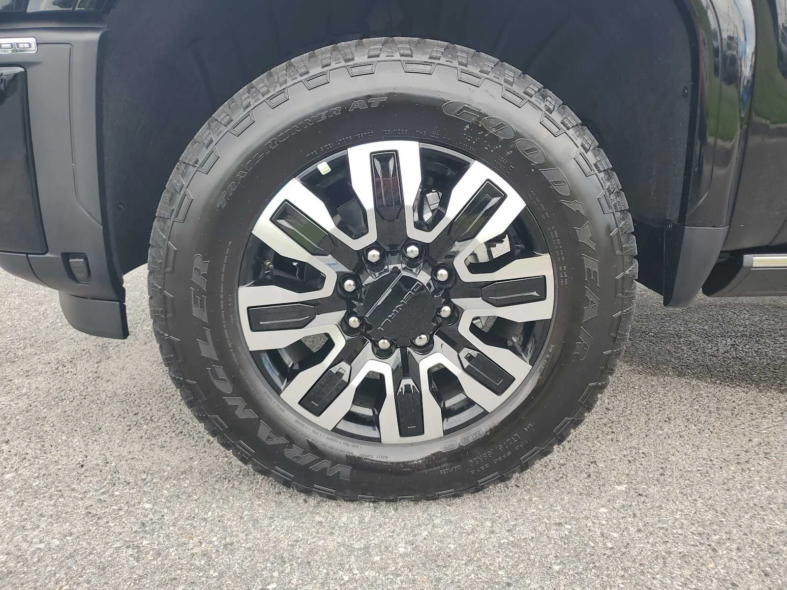 New 2026 Onyx Black GMC Denali Ultimate image 10