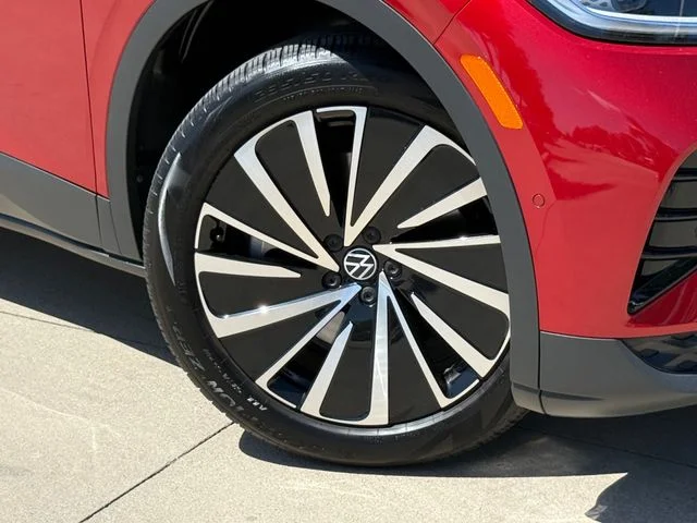 Used 2024 Volkswagen ID.4 S with VIN 1V25MPE82RC010962 for sale in Leander, TX
