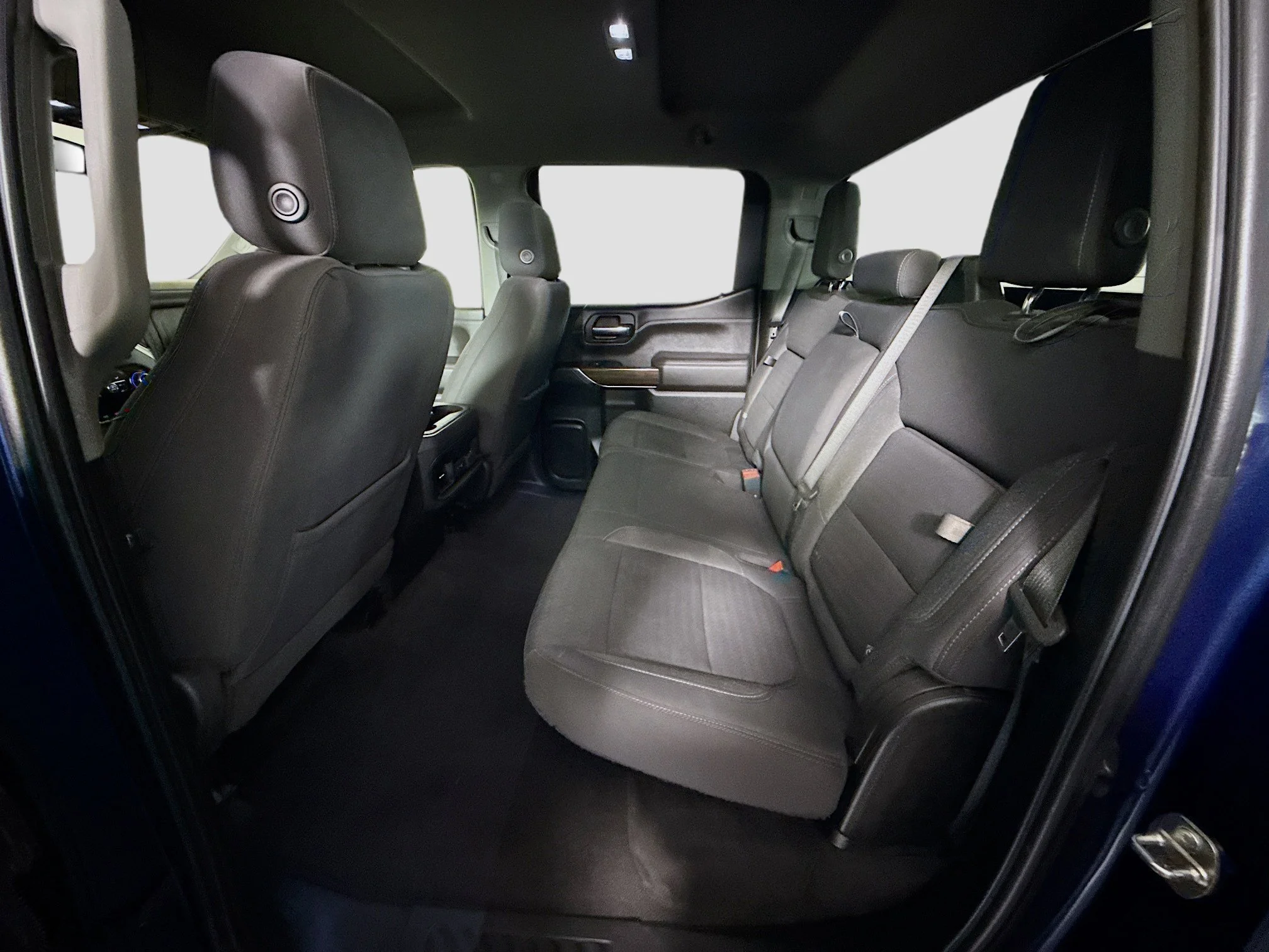 Used 2022 Northsky Blue Metallic Chevrolet RST image 20
