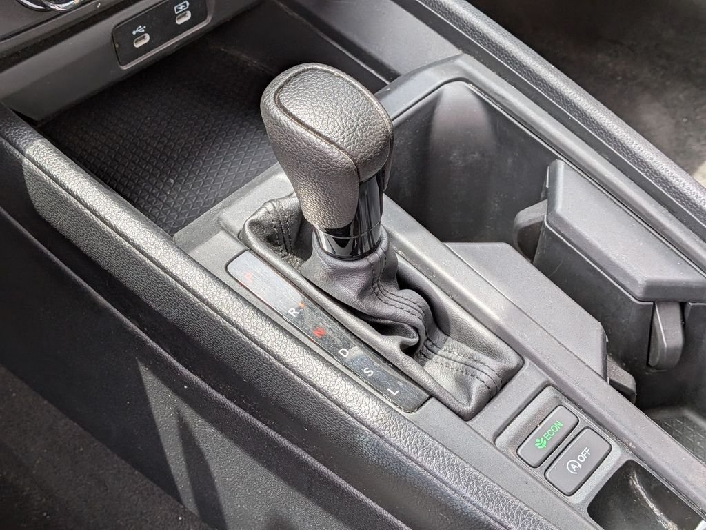 Used 2025 Gray Honda LX image 17