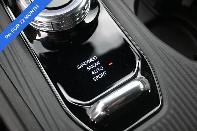 New 2026 Bright White Clearcoat Jeep Laredo image 26