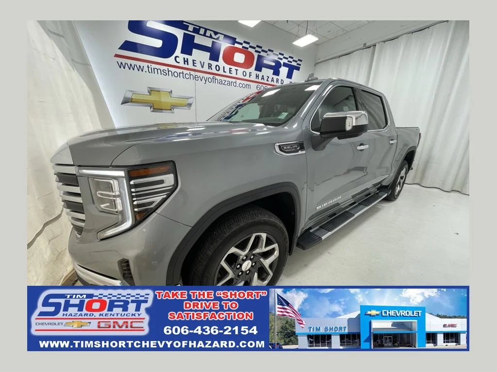 Used 2023 Silver GMC SLT image 1