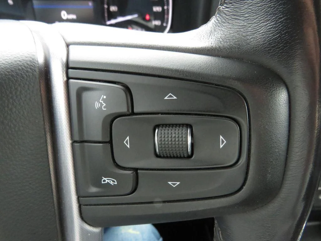 Used 2022 Summit White GMC SLT image 31