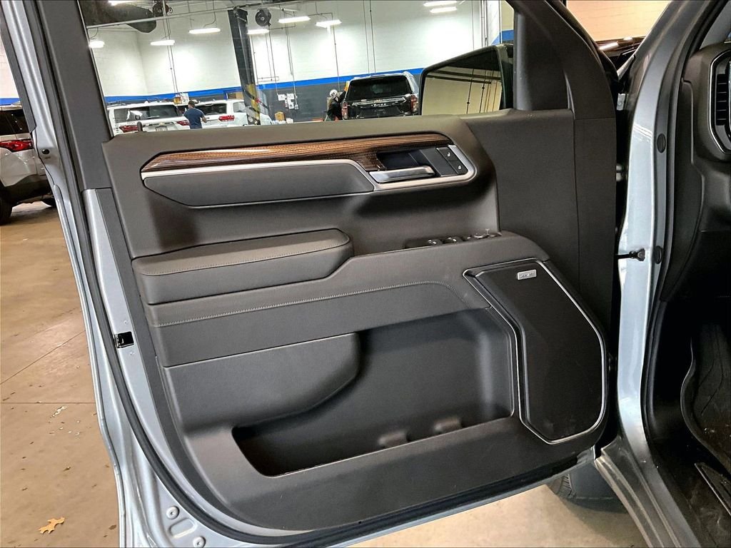 Used 2026 Gray Chevrolet RST image 9