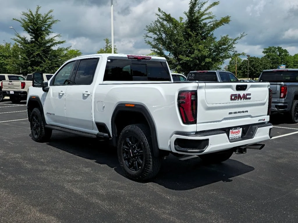 2026 GMC Sierra 2500HD AT4 - Photo 10