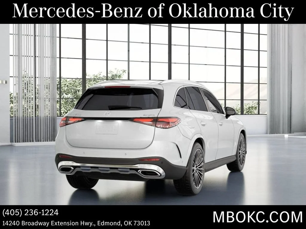 New 2026 MANUFAKTUR Moonlight White Metallic Mercedes-Benz GLC 300 image 68