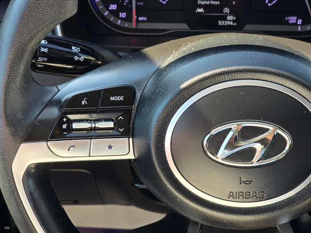 Used 2023 Gray Hyundai SEL image 15