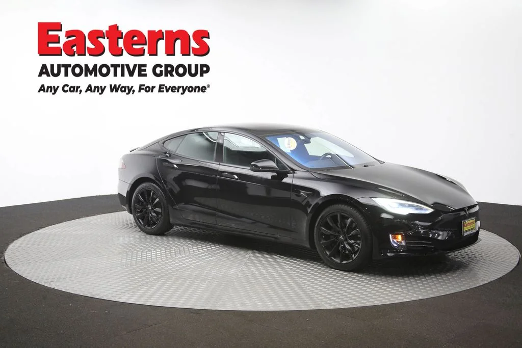 Used 2019 Black Tesla 75D image 101