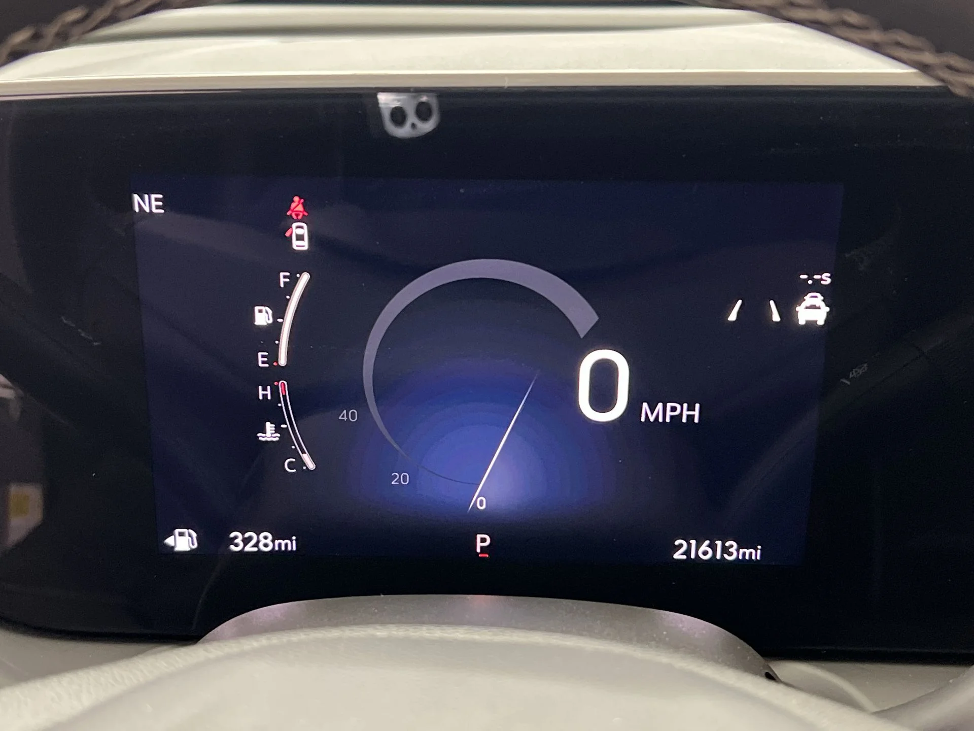Used 2025 Gray Buick Preferred image 3