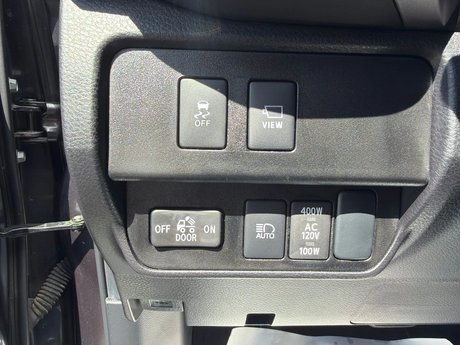 Certified Used 2022 Gray Toyota Limited image 14