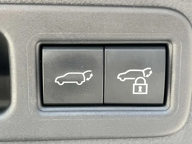 Certified Used 2023 IRIDIUM Lexus 350 Luxury image 20