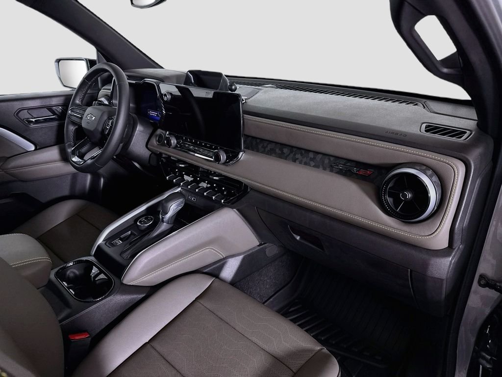 Used 2025 Sterling Gray Metallic Chevrolet ZR2 image 28