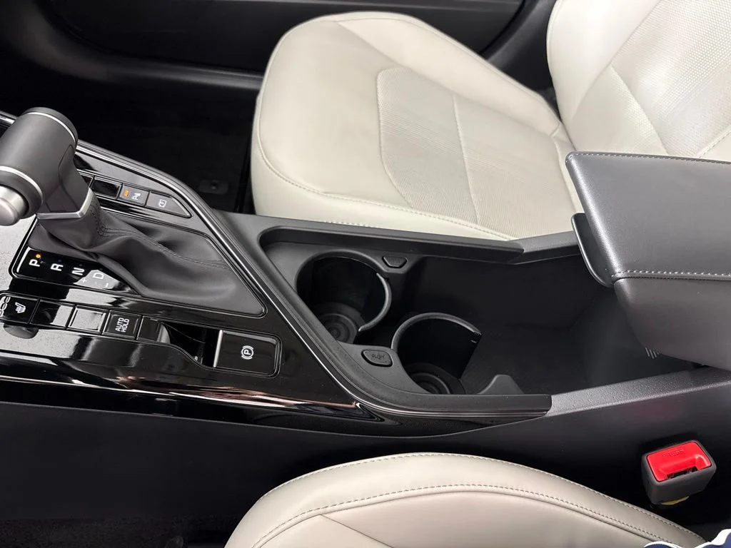 New 2026 Snow White Pearl Kia EX image 38