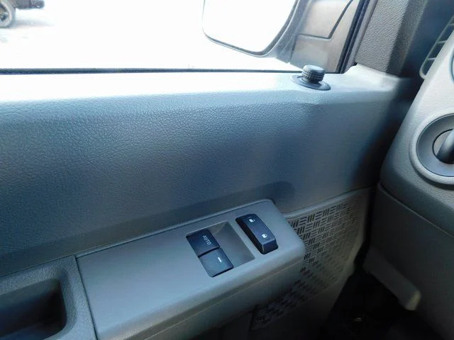Used 2012 Oxford White Ford XLT image 24