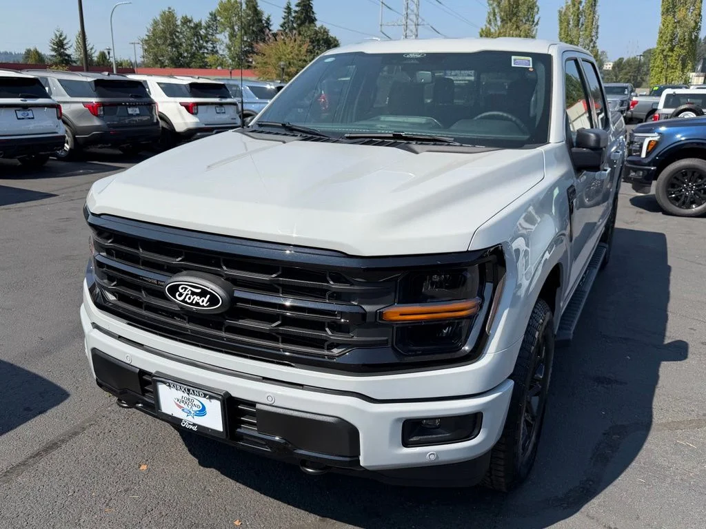 New 2026 Avalanche Ford XLT image 4