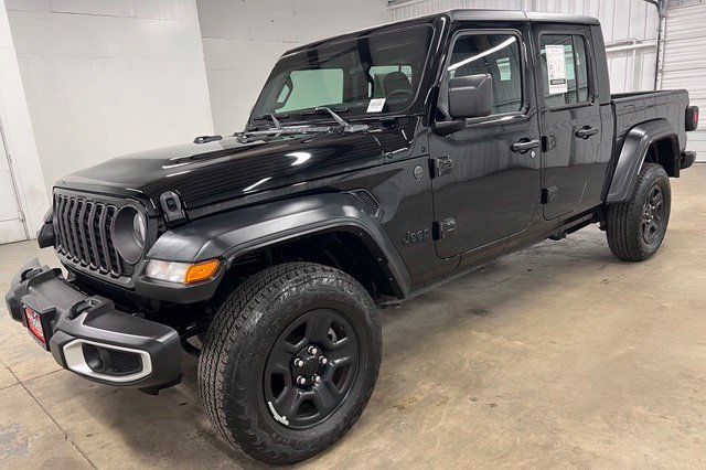 Used 2024 Black Jeep Sport image 3