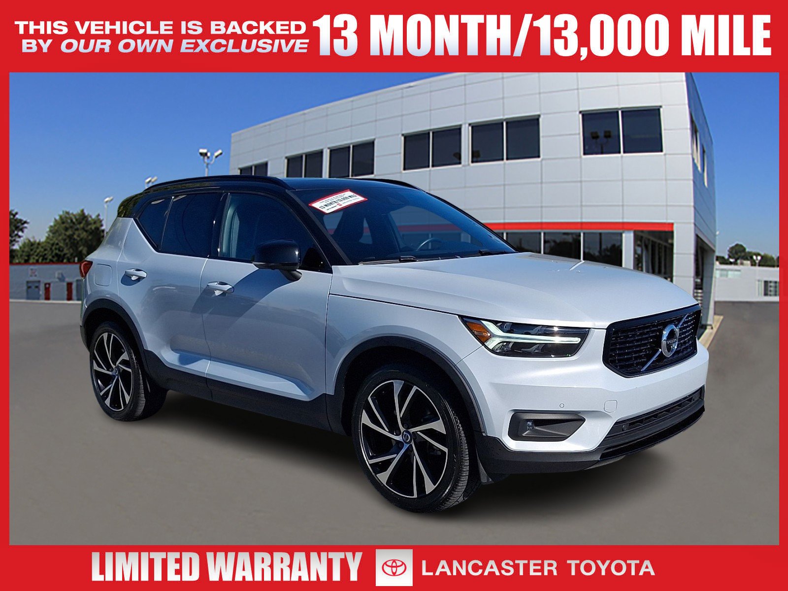2022 Volvo XC40 R-Design