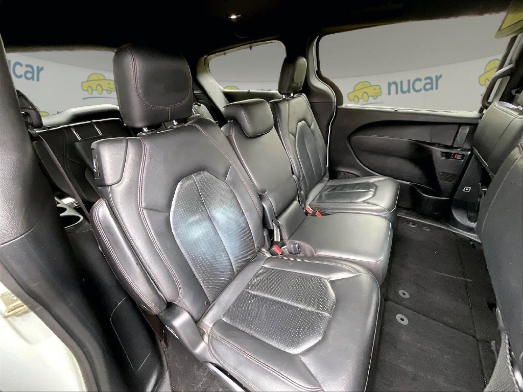 Used 2020 Bright White Clearcoat Chrysler Touring L image 15