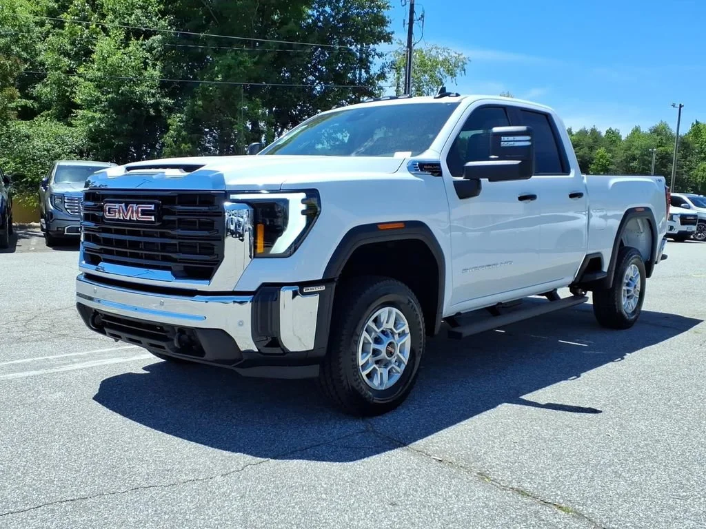 New 2026 Summit White GMC Pro image 22