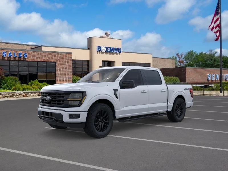 New 2026 Oxford White Ford XLT image 30