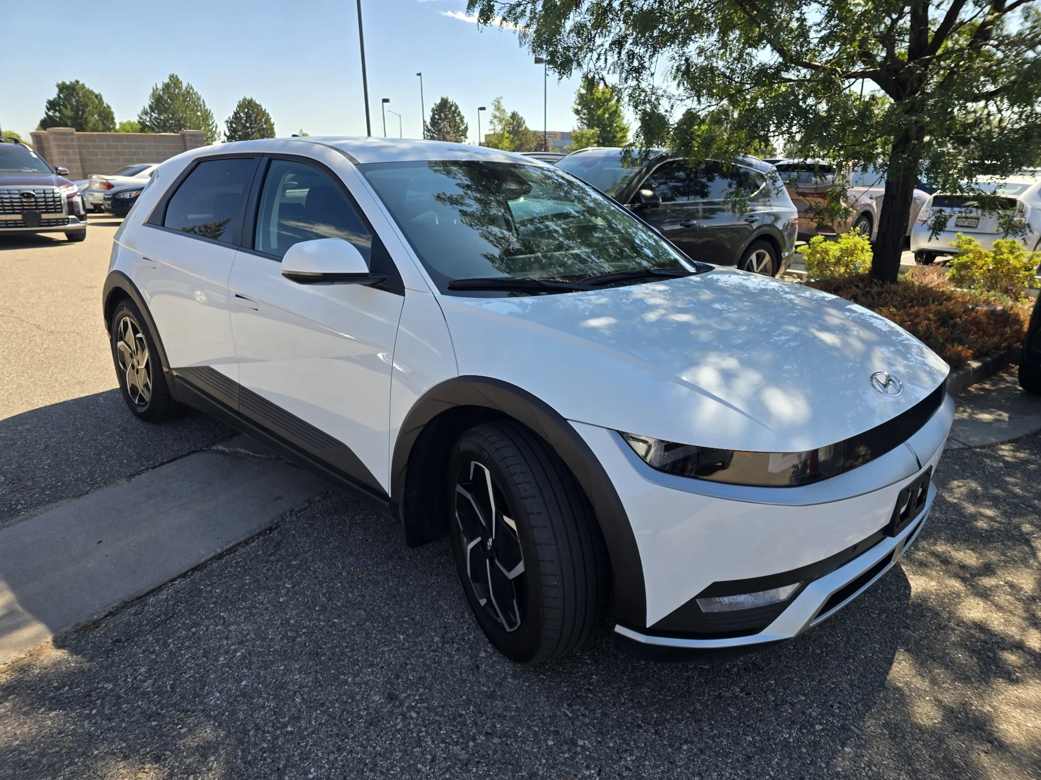 Used 2024 Atlas White Hyundai SEL image 19