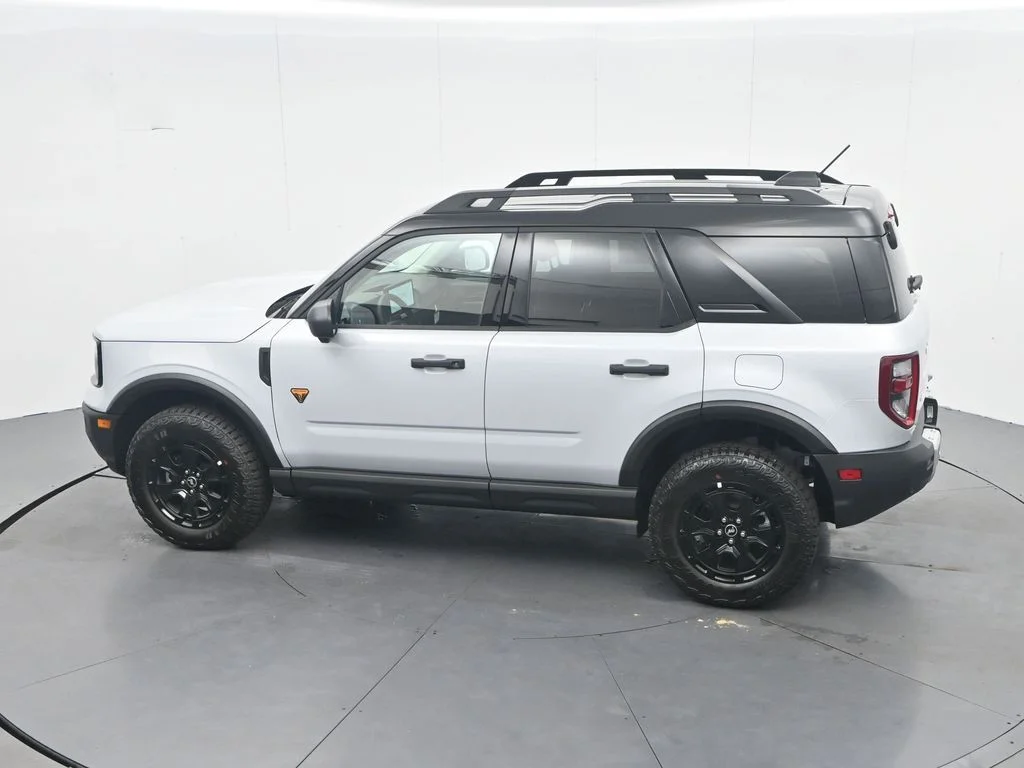 New 2026 Space White Metallic Ford Badlands® image 42