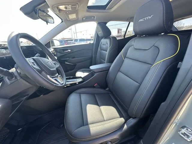 Used 2026 Green Chevrolet ACTIV image 22