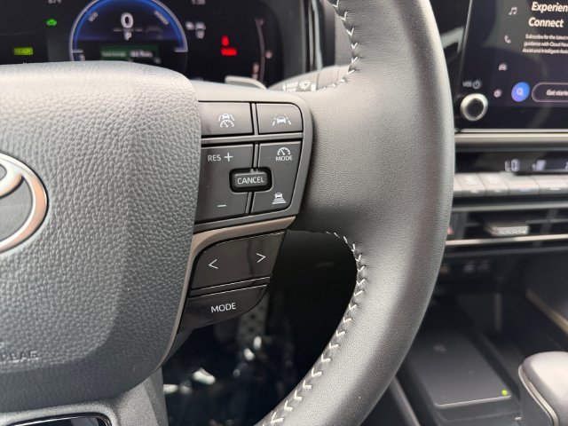 Used 2026  Toyota SE image 23