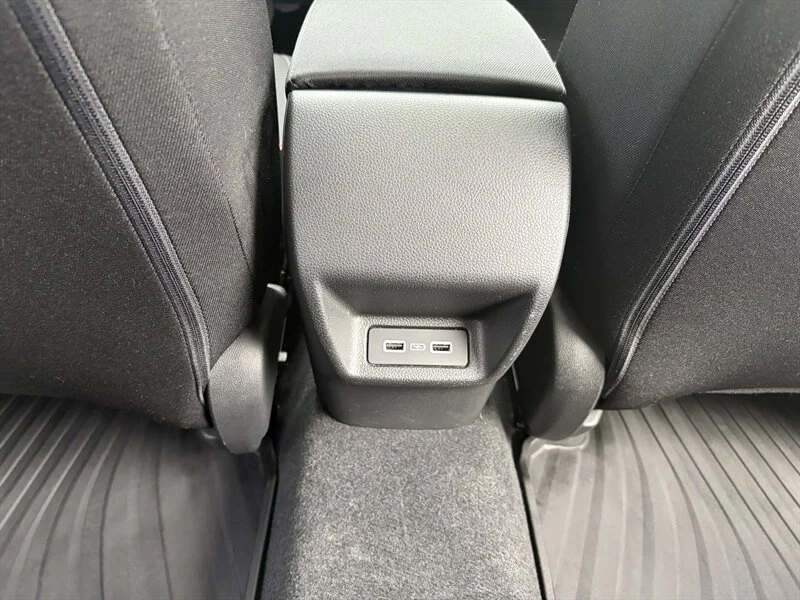 Used 2023 White Honda EX image 18