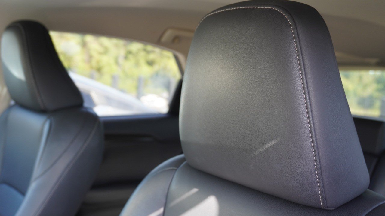 Used 2015 Gray Lexus  image 17