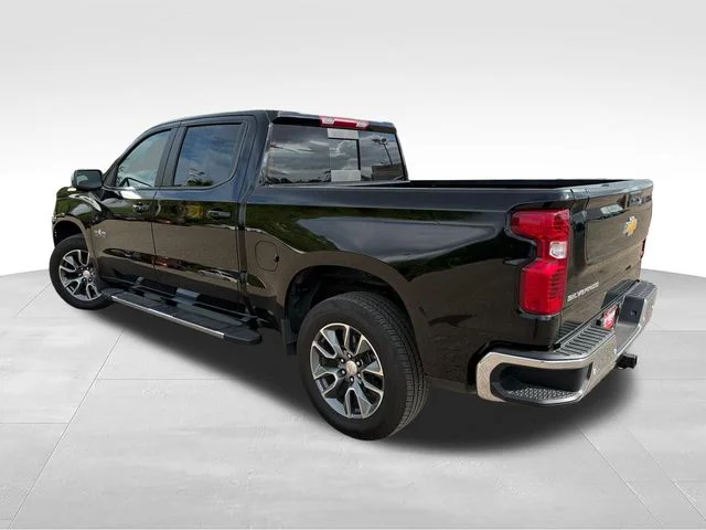 Used 2026 Black Chevrolet LT image 5
