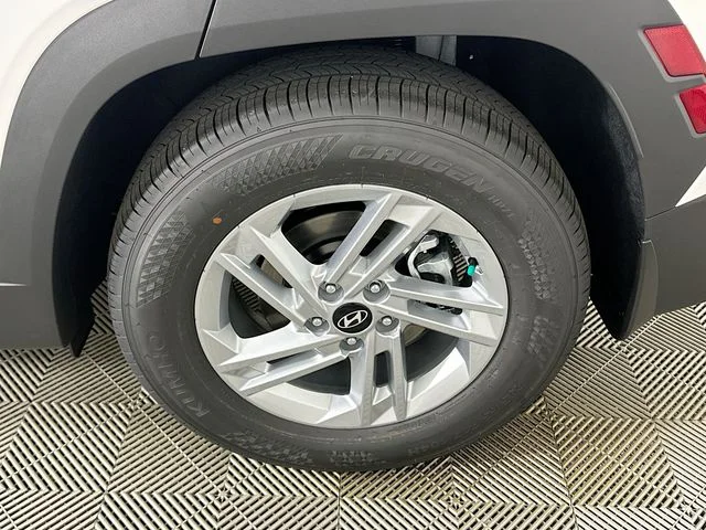 New 2026 Hyundai TUCSON SE