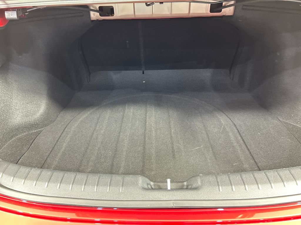 Used 2023 Red Kia LXS image 19