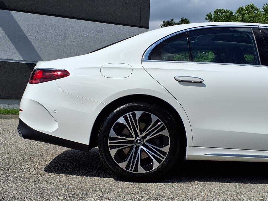 Used 2025 Polar White Mercedes-Benz E 350 image 7