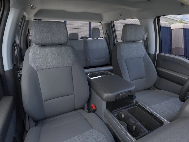 New 2026 Oxford White Ford F-250® XLT image 32