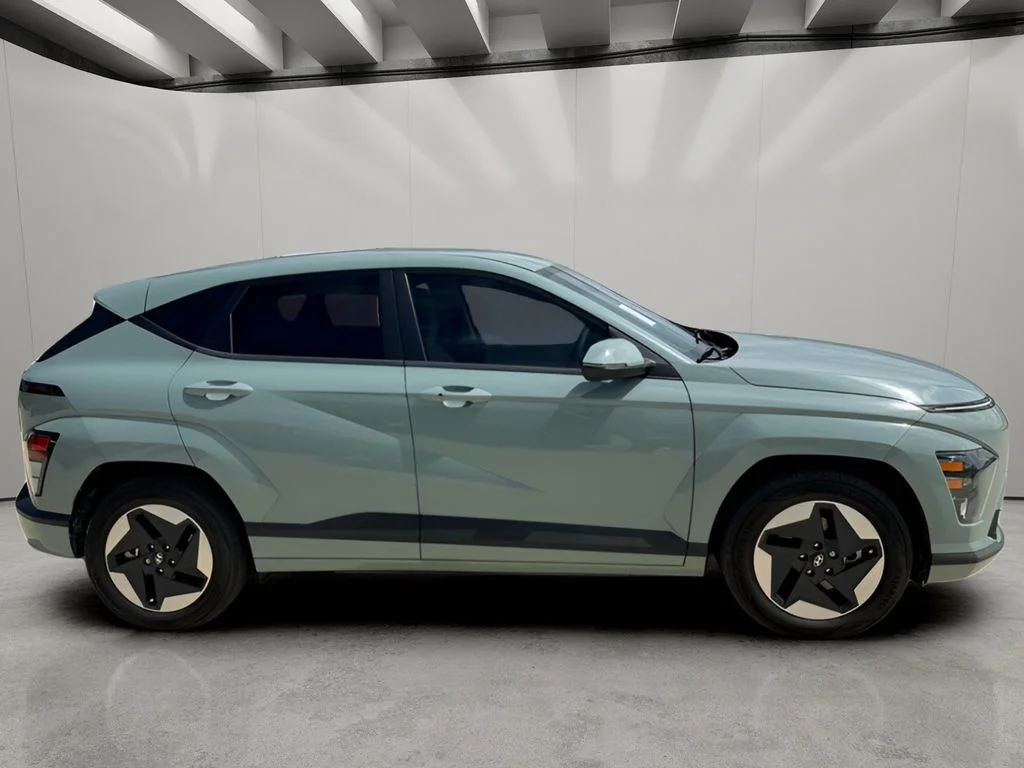 Used 2024 Mirage Green Hyundai SE image 7