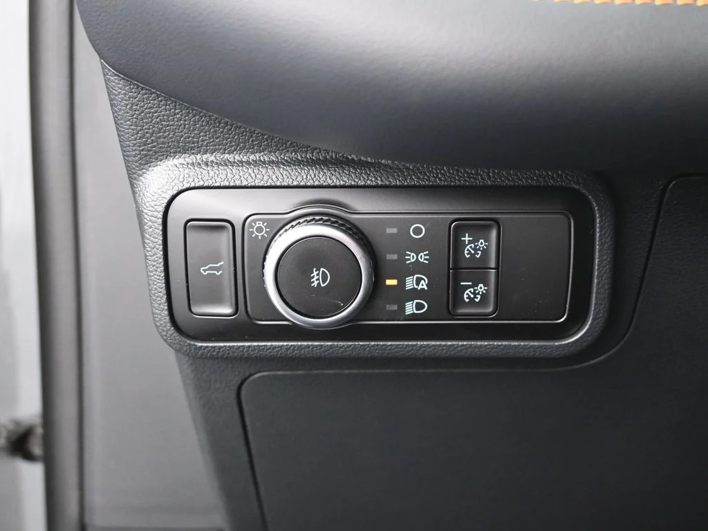 New 2026 Carbonized Gray Metallic Ford Tremor image 14
