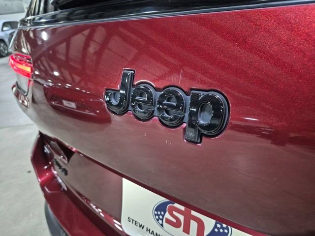 Stew Hansen Ce 2021 Velvet Red Pearlcoat Jeep Altitude image 30